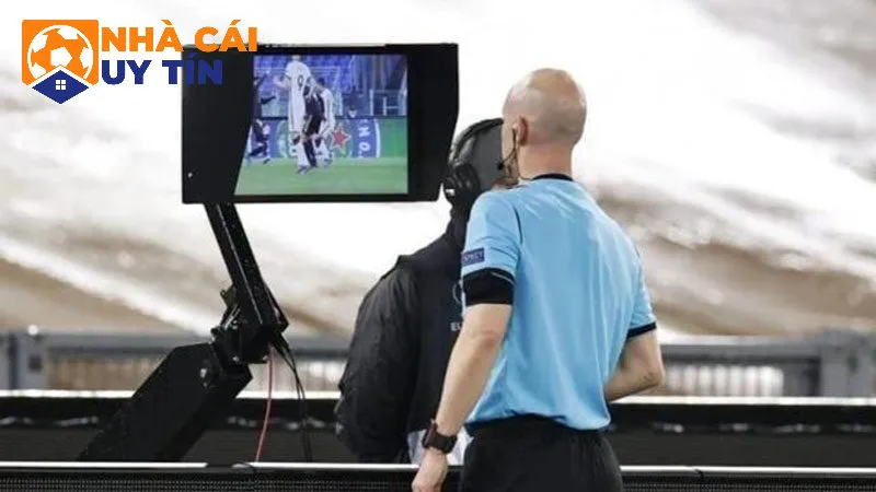Kèo cược check VAR bàn thắng