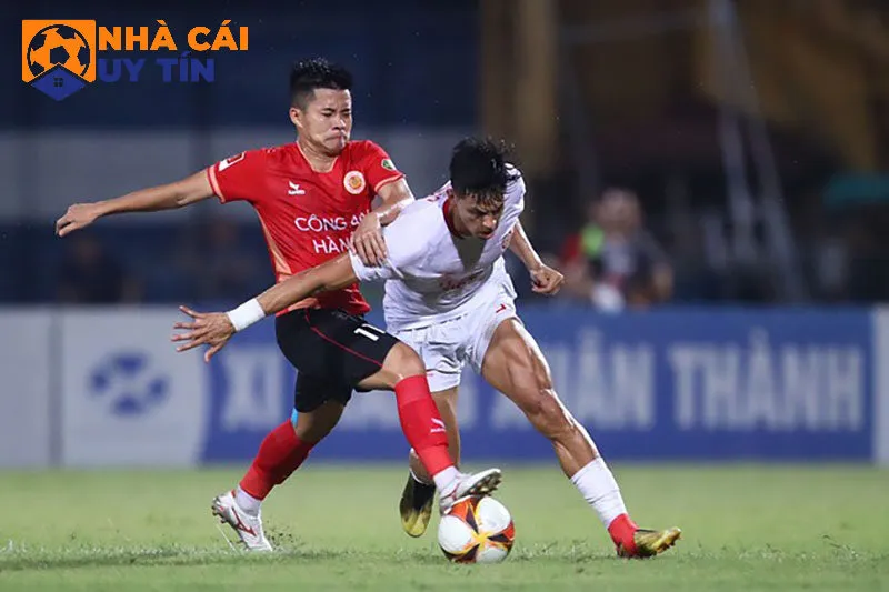 Đánh giá tình hình khách quan về lực lượng